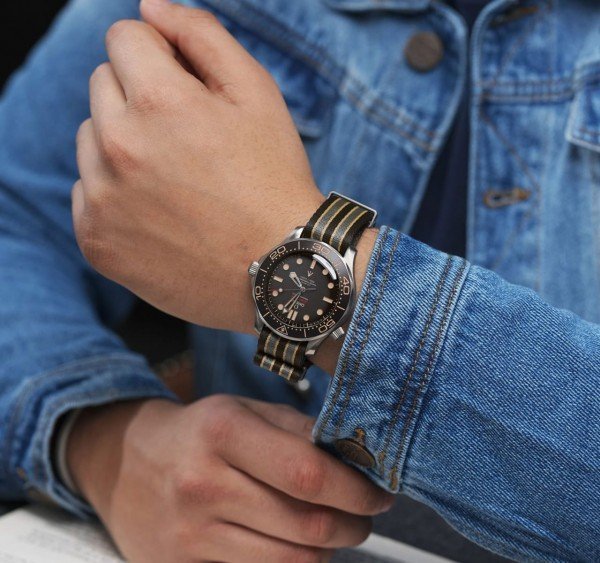 OMEGA SEAMASTER DIVER 300M AUTOMATIC - Image 6