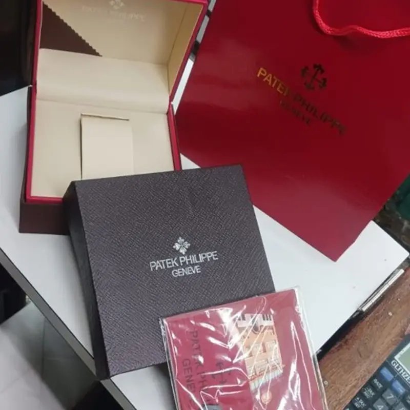 PATEK PHILIPPE AUTOMATIC PRIMIUM WATCH SHAHRUKH KHAN EDITION - Image 2