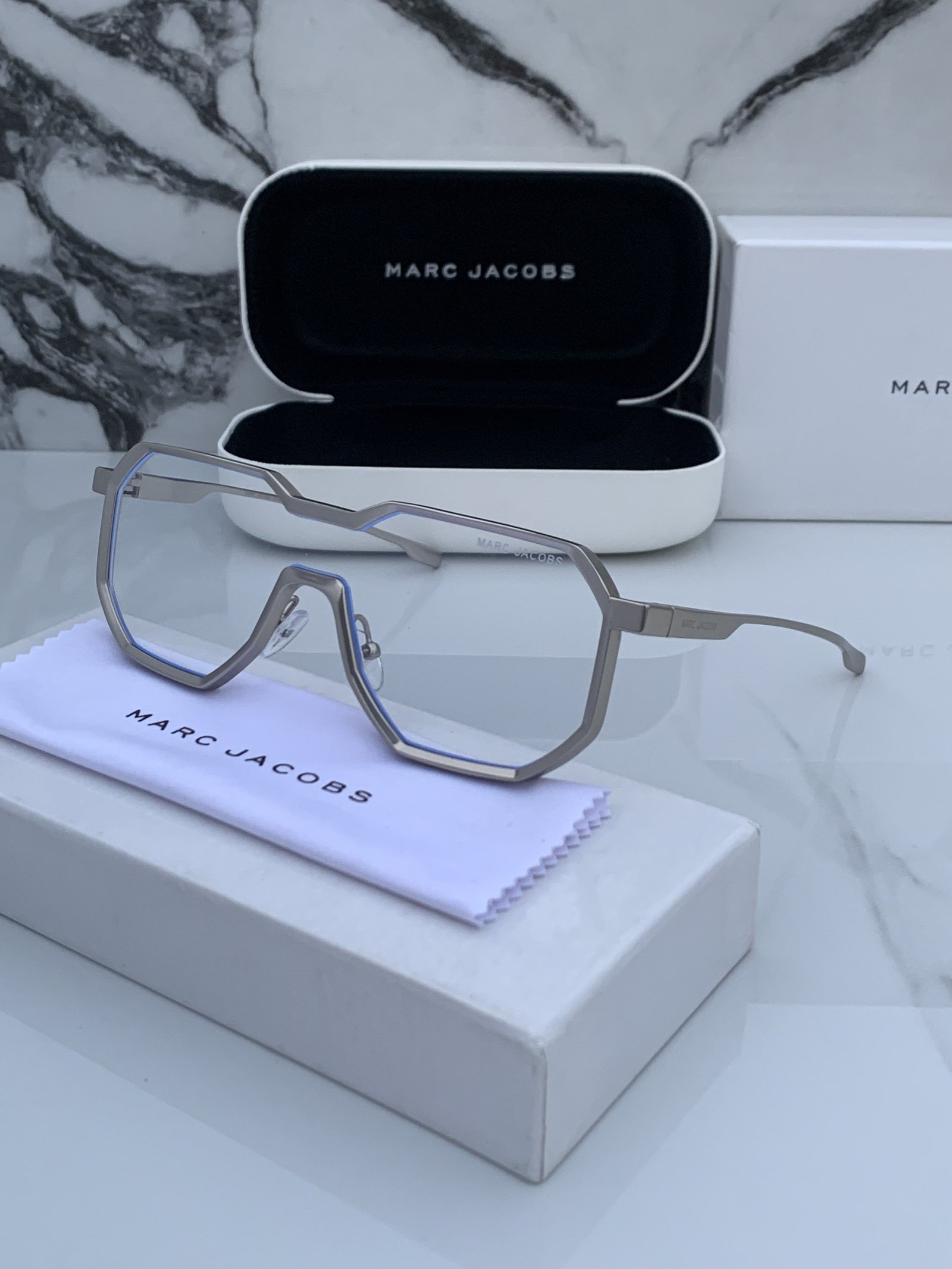 Branded Sunglasses MJ 98145 silver plano - Image 5