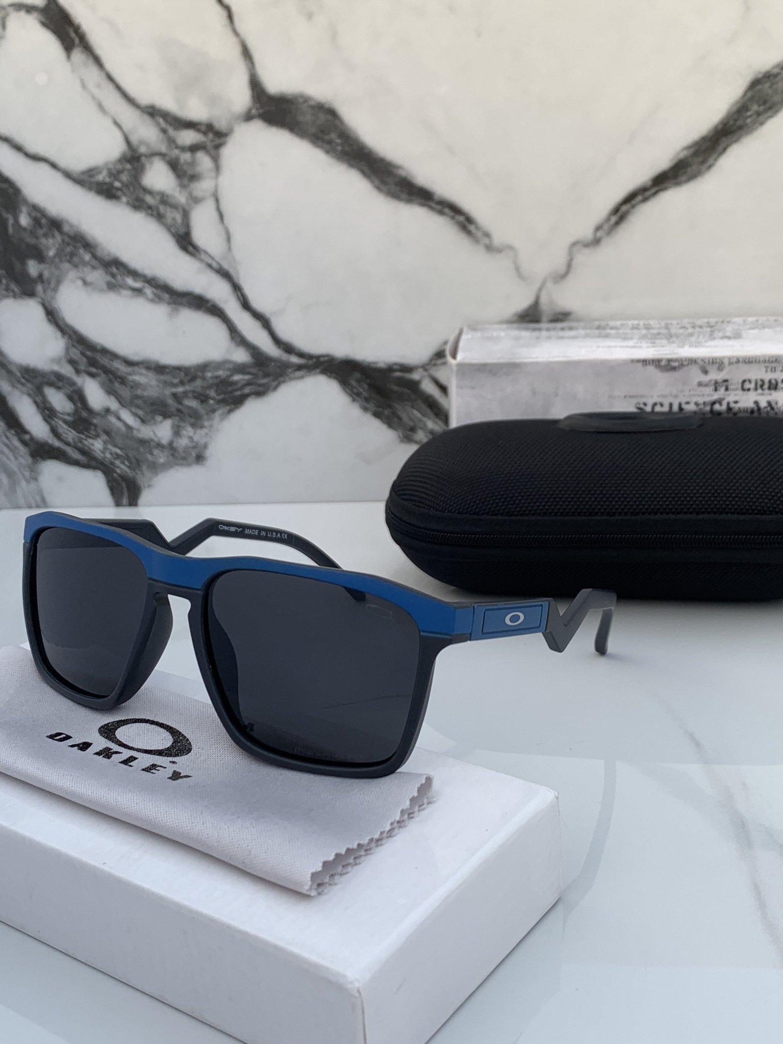 Branded Sunglasses _83116_blue_black - Image 5