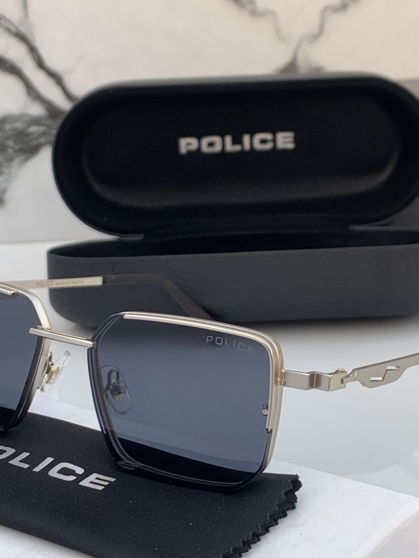 Branded Sunglasses PLICE small_silver_black - Image 3