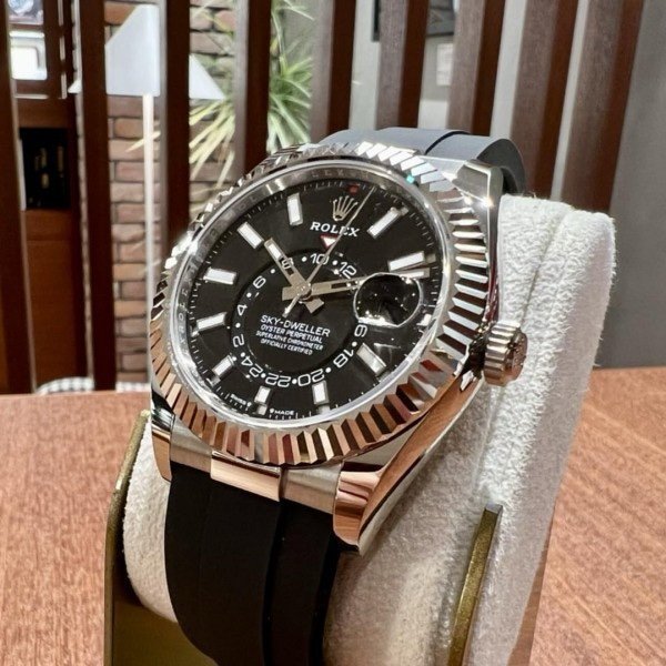 ROLEX OYSTER PERPETUAL SKY DWELLER - Image 3